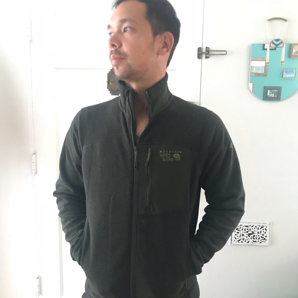 Mountain hardware green zip jacket, small